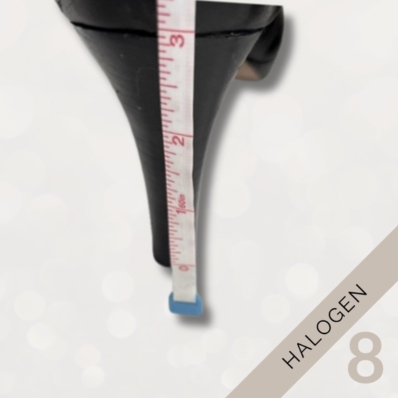 Halogen Black High Heels | Women's 8 | Classic Leather  3" Heel Closed Toe  Pump - Picture 4 of 5